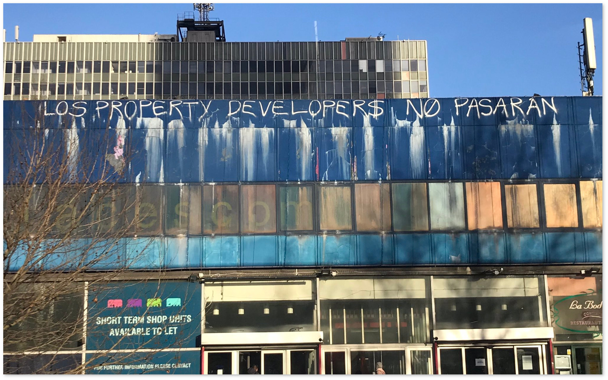 Capturing Elephant & Castle Shopping Centre – tea was here